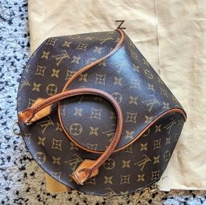 Louis Vuitton Ellipse Bag missing keys